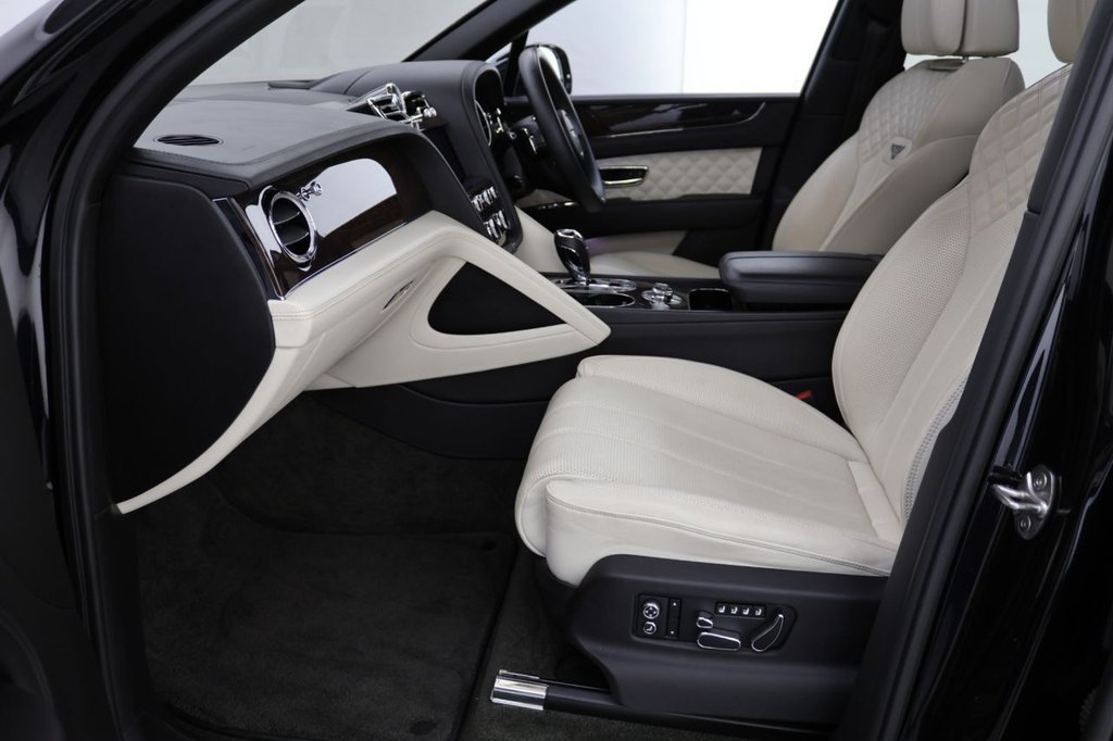 Used Bentley Bentayga 2021 for sale - 77096281: Photo 29