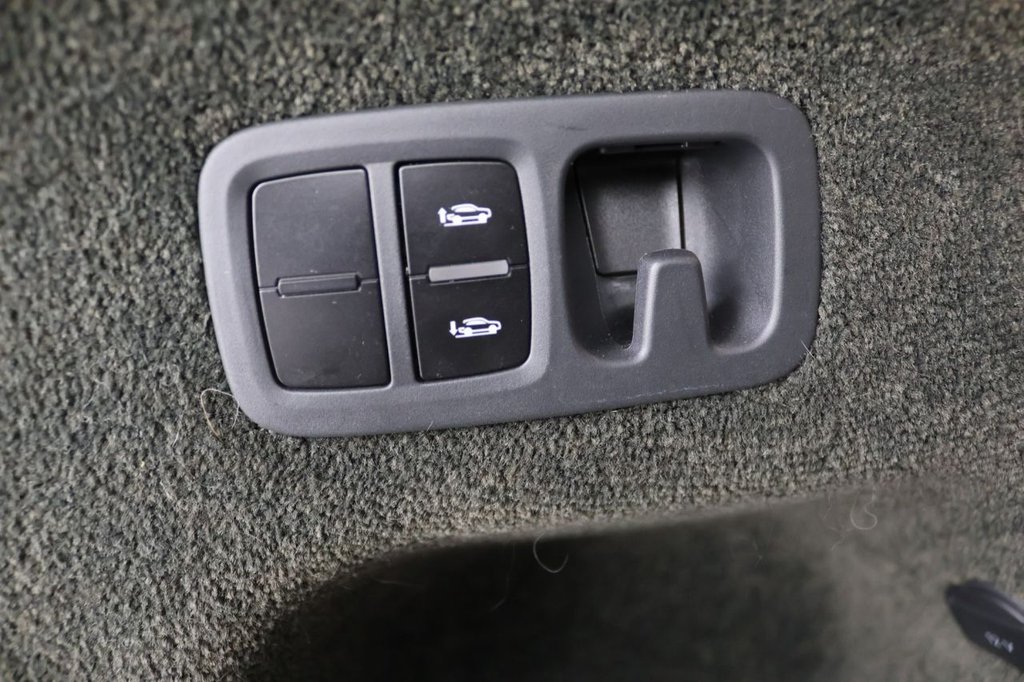 Used Bentley Bentayga 2021 for sale - 77096281: Photo 33