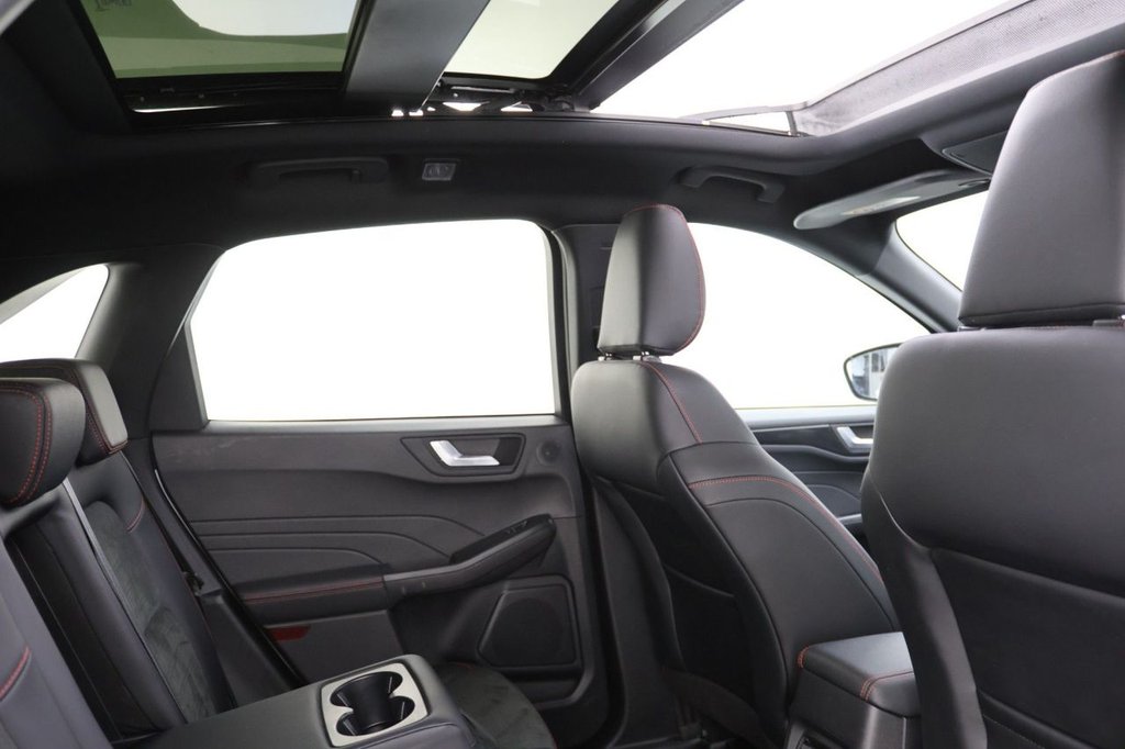 Used Ford Kuga 2022 for sale - 77133106: Photo 2