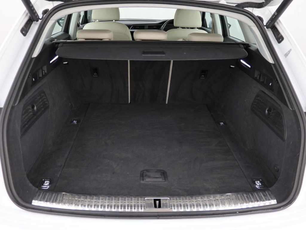 Used Audi e-tron 2021 for sale - 77764609: Photo 25