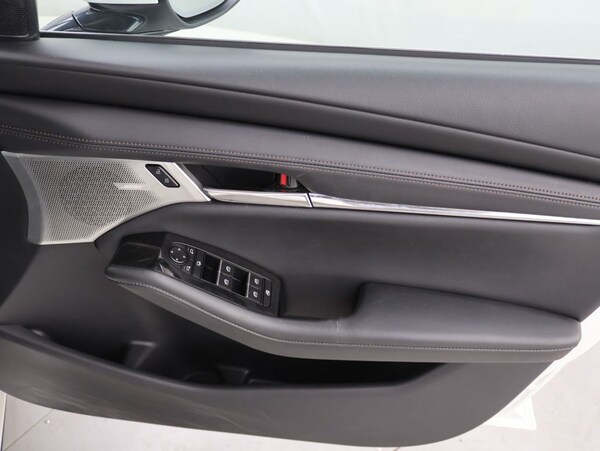 Used Mazda Mazda3 2022 for sale - 76256208: Photo 26