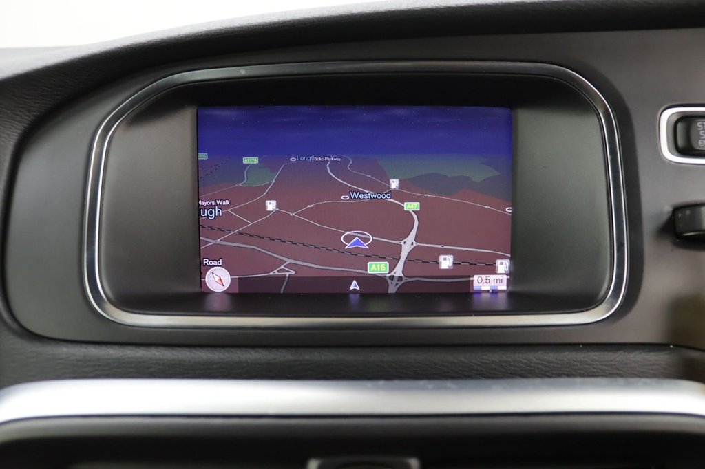 Used Volvo V40 2019 for sale - 77719531: Photo 15