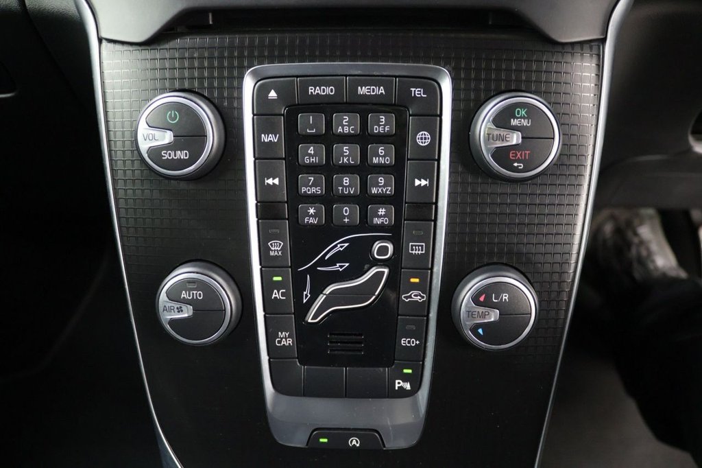 Used Volvo V40 2019 for sale - 77719531: Photo 16