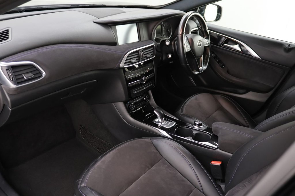 Used Infiniti Q30 2016 for sale - 77879412: Photo 25