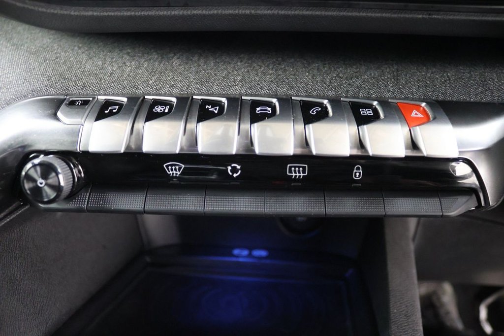 Used Peugeot 5008 2018 for sale - 77463432: Photo 17