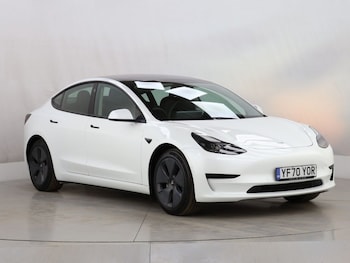 Used Tesla Model 3 2020 for sale - 75961176: Photo