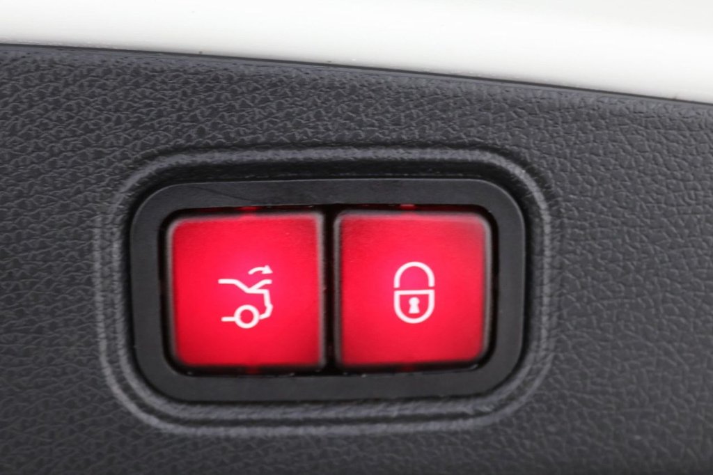 Used Mercedes-Benz E Class 2018 for sale - 76950254: Photo 29