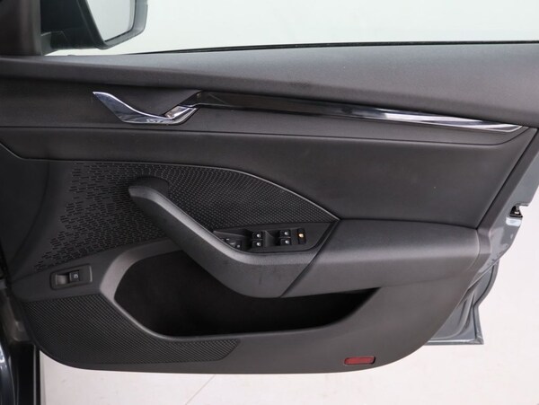 Used Skoda Octavia 2021 for sale - 76279415: Photo 28