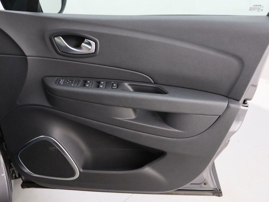 Used Renault Captur 2019 for sale - 77879817: Photo 26