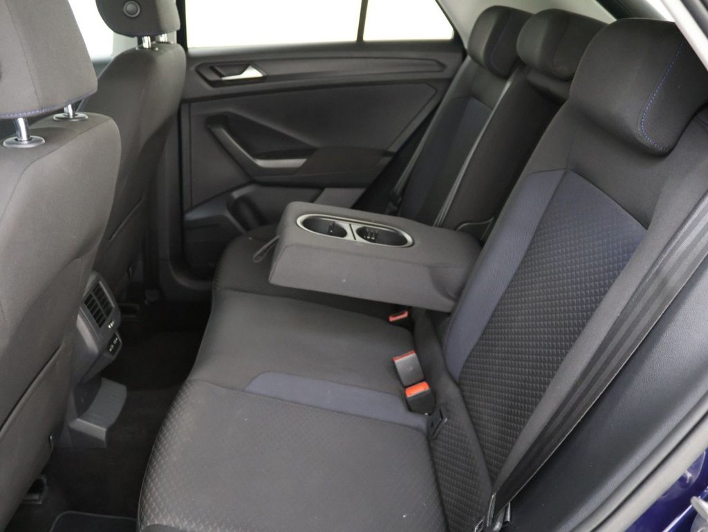 Used Volkswagen T-Roc 2021 for sale - 76631656: Photo 21