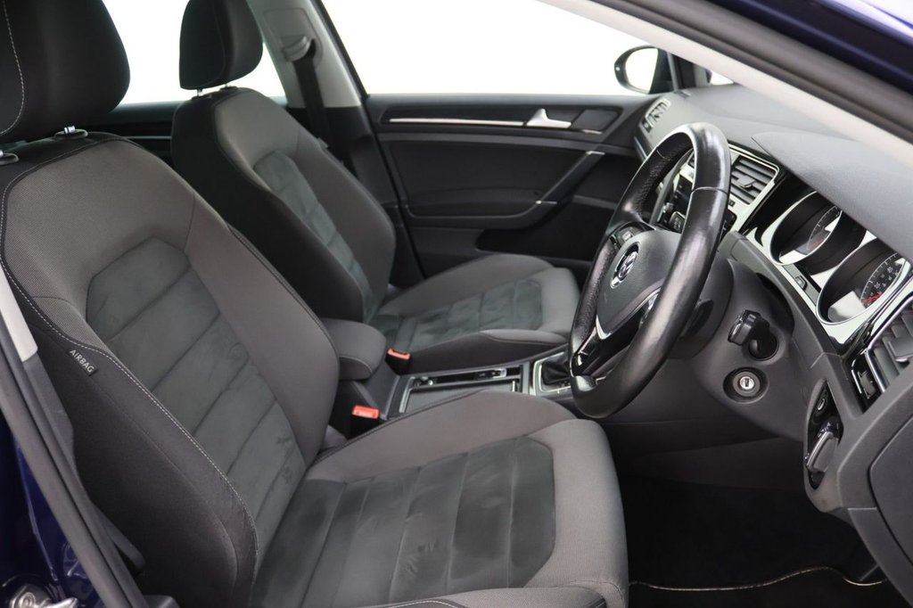 Used Volkswagen Golf 2017 for sale - 77341590: Photo 12