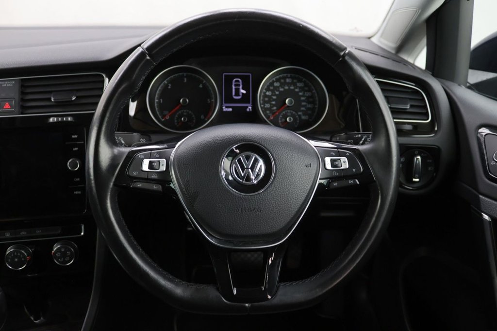 Used Volkswagen Golf 2017 for sale - 77341590: Photo 20