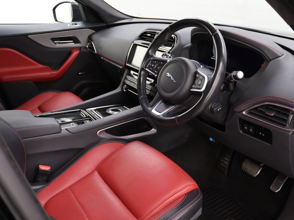 Used Jaguar F-Pace 2020 for sale - 76654520: Photo 10