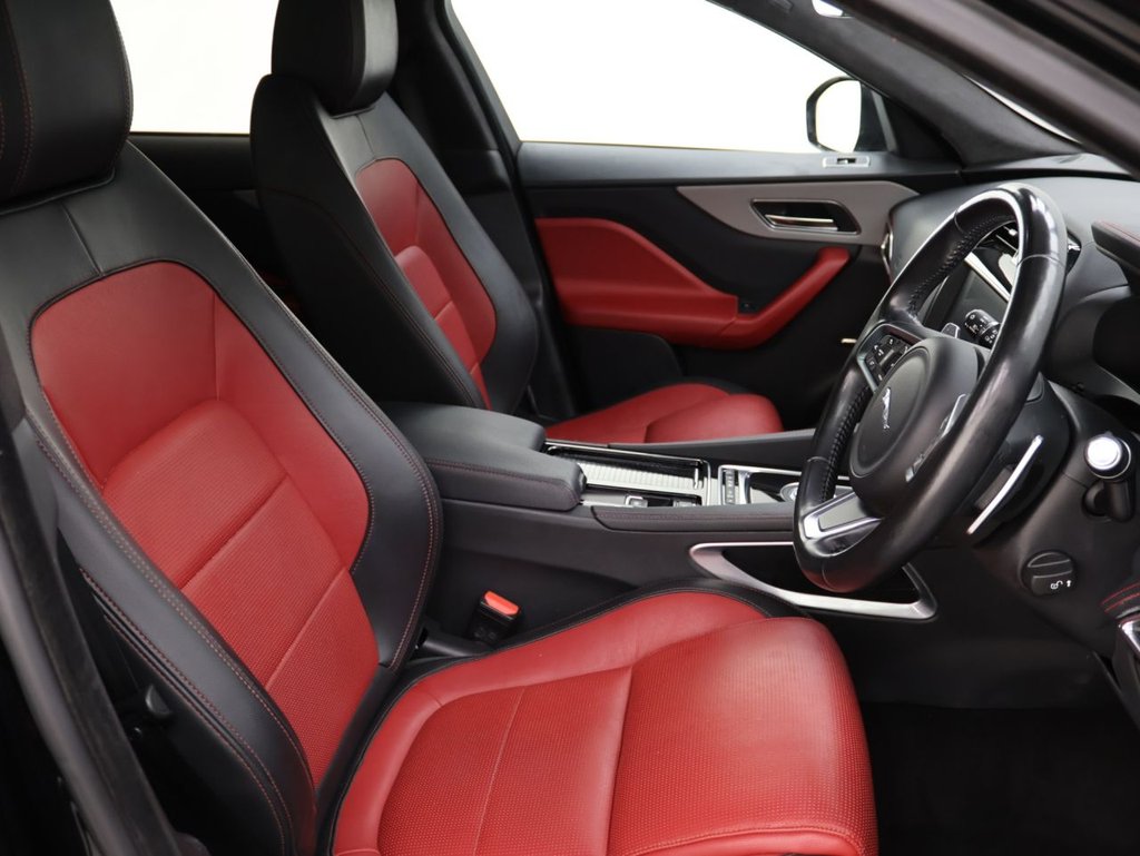 Used Jaguar F-Pace 2020 for sale - 76654520: Photo 12