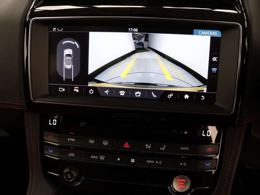 Used Jaguar F-Pace 2020 for sale - 76654520: Photo 15