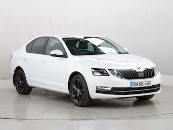Used Skoda Octavia 2019 for sale - 76162741: Photo 2