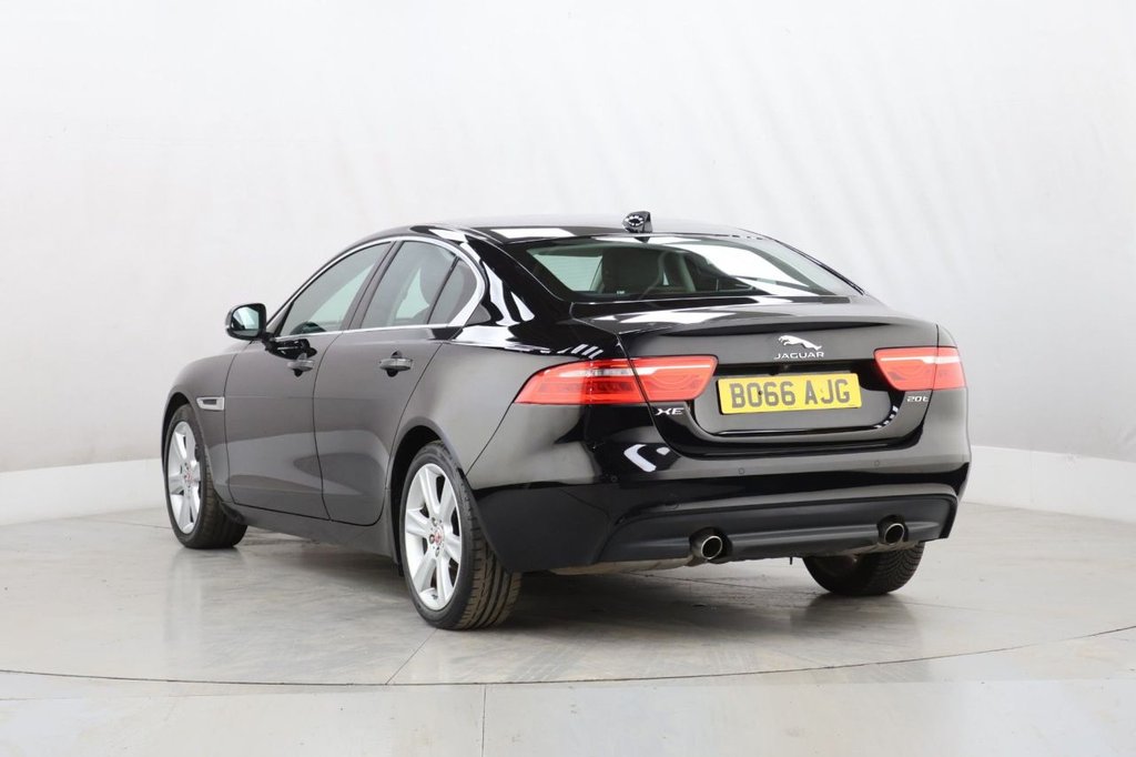 Used Jaguar XE 2018 for sale - 78044211: Photo 7