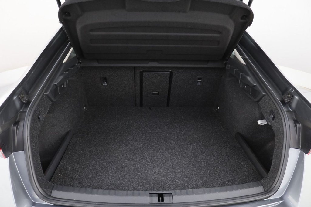 Used Skoda Octavia 2024 for sale - 77608532: Photo 25