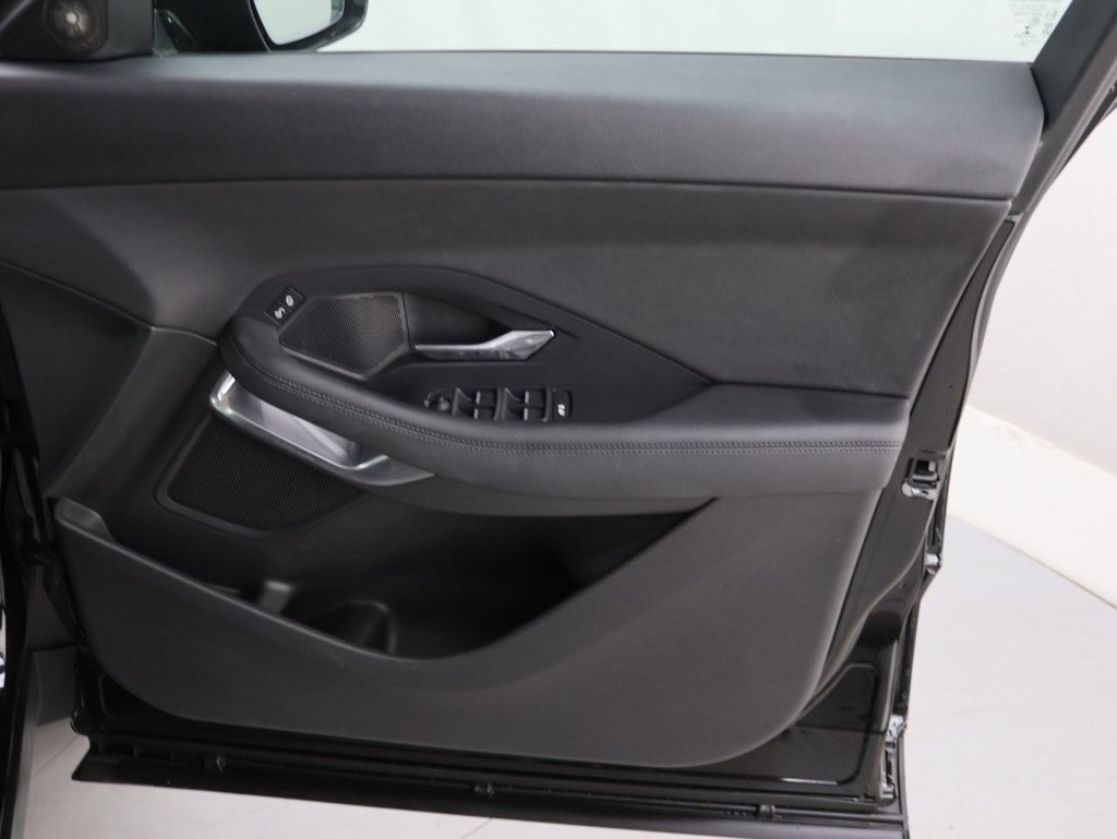 Used Jaguar E-Pace 2019 for sale - 77966732: Photo 28