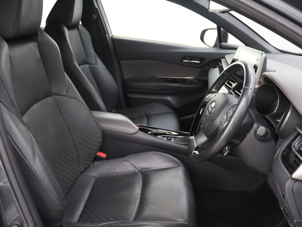 Used Toyota C-HR 2020 for sale - 77879790: Photo 12