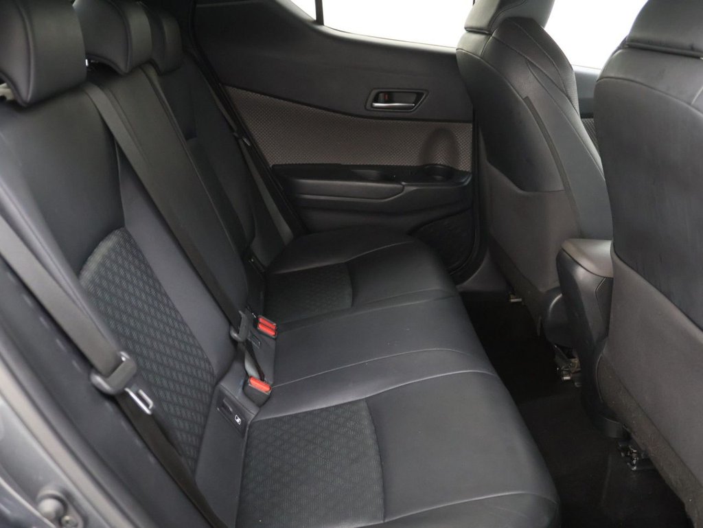 Used Toyota C-HR 2020 for sale - 77879790: Photo 17
