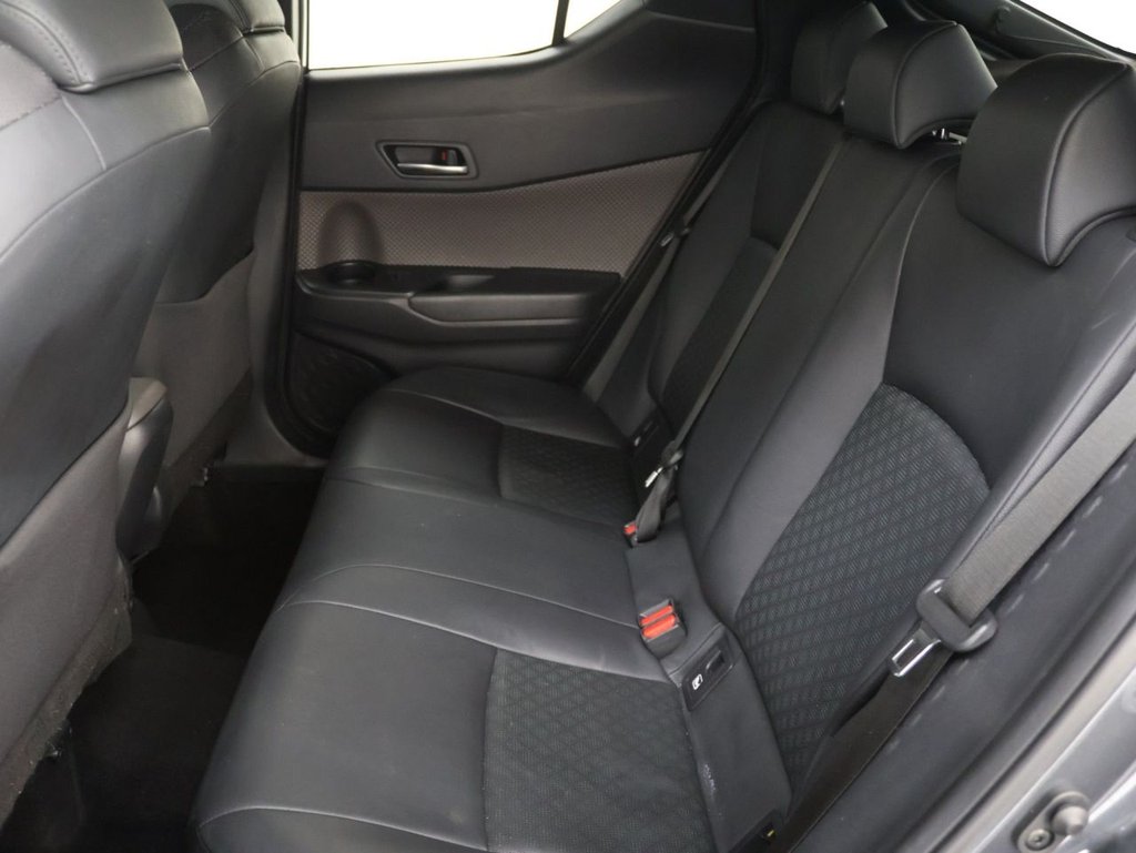 Used Toyota C-HR 2020 for sale - 77879790: Photo 21