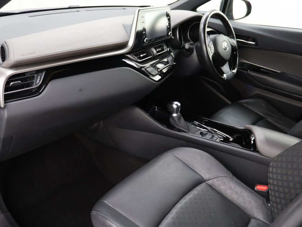 Used Toyota C-HR 2020 for sale - 77879790: Photo 24