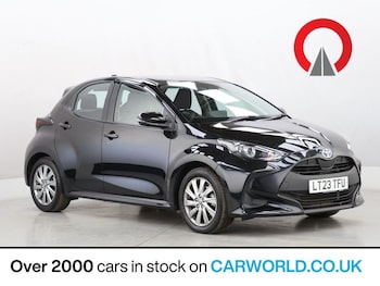 Used Toyota Yaris 2023 for sale - 77436555: Photo