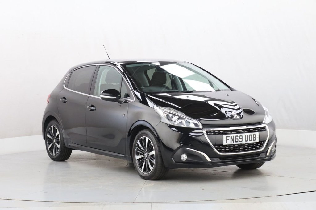 Used Peugeot 208 2019 for sale - 77498921: Photo 2