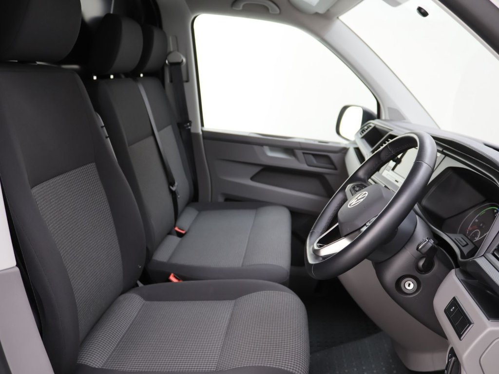 Used Volkswagen Transporter 2021 for sale - 76210115: Photo 12