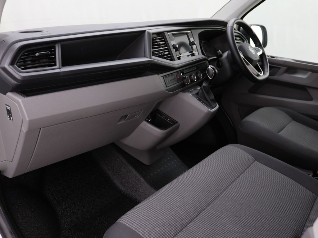 Used Volkswagen Transporter 2021 for sale - 76210115: Photo 23