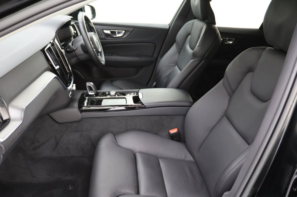 Used Volvo V60 2022 for sale - 78110511: Photo 23