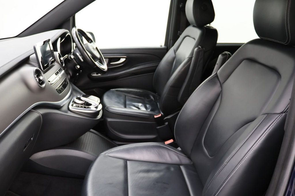 Used Mercedes-Benz V-Class 2017 for sale - 77764971: Photo 30