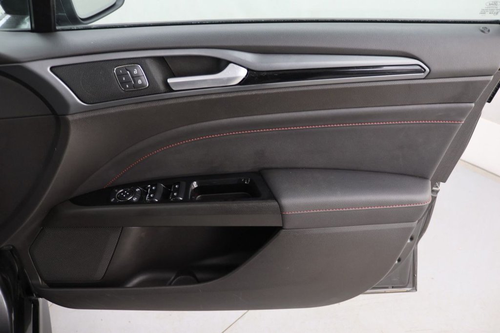 Used Ford Mondeo 2018 for sale - 76900219: Photo 29