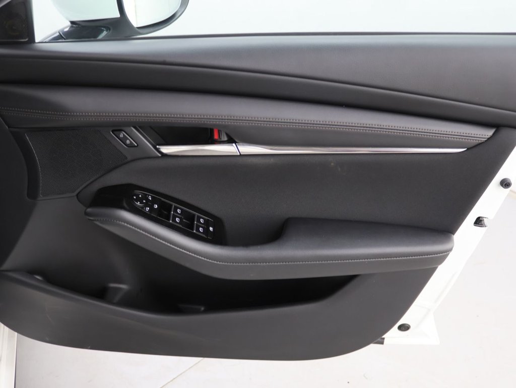 Used Mazda Mazda3 2021 for sale - 76848076: Photo 27