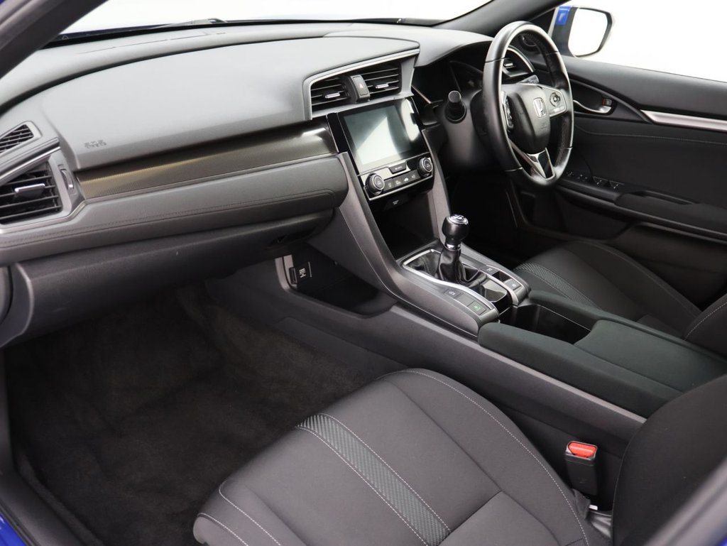 Used Honda Civic 2019 for sale - 76595880: Photo 24