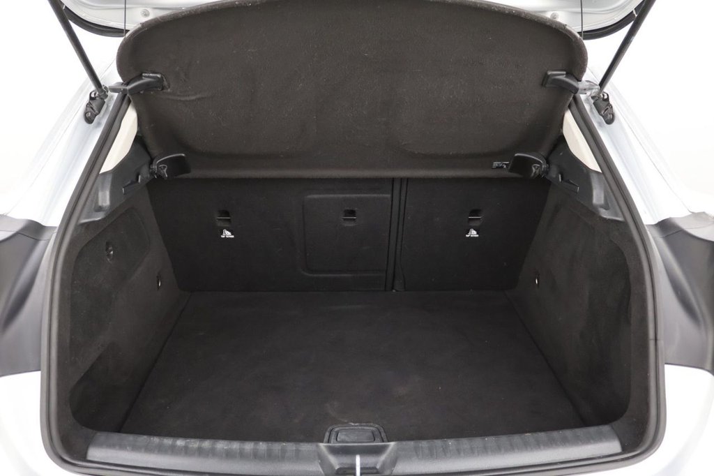 Used Mercedes-Benz GLA 2019 for sale - 77764761: Photo 26