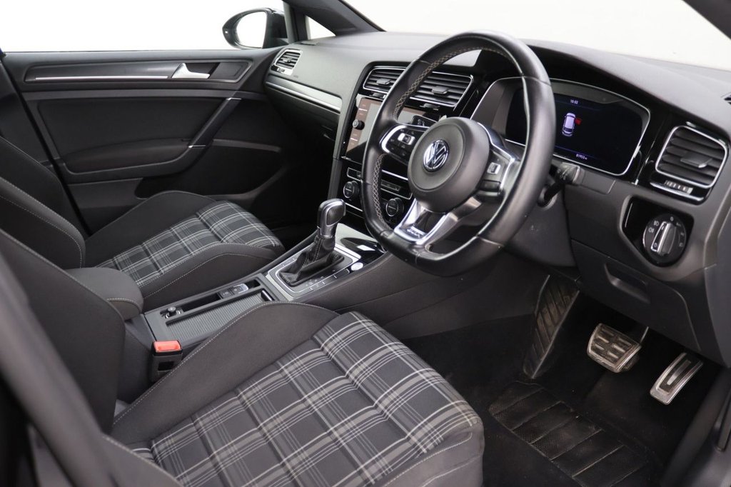 Used Volkswagen Golf 2018 for sale - 76962163: Photo 10