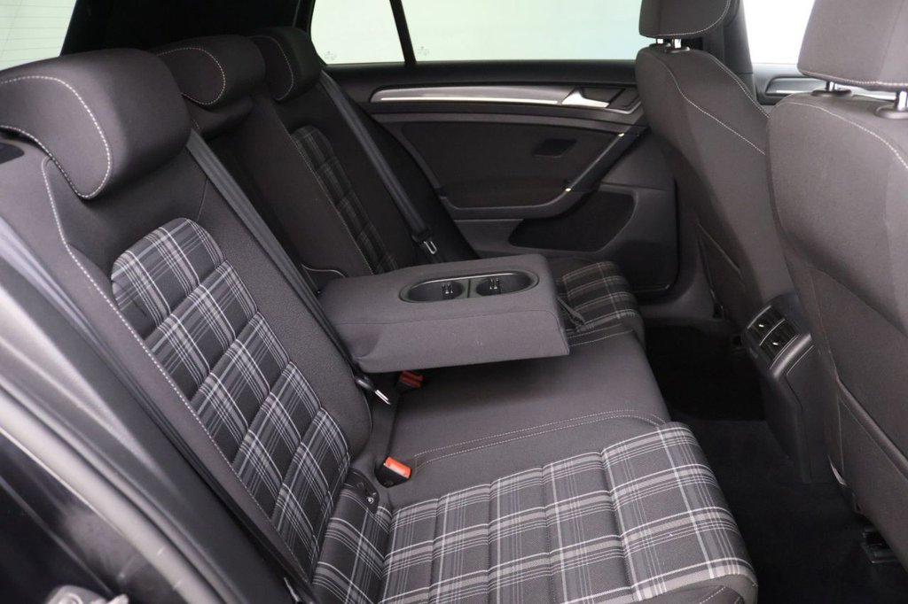 Used Volkswagen Golf 2018 for sale - 76962163: Photo 17