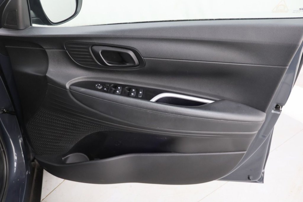 Used Hyundai BAYON 2022 for sale - 77692507: Photo 26