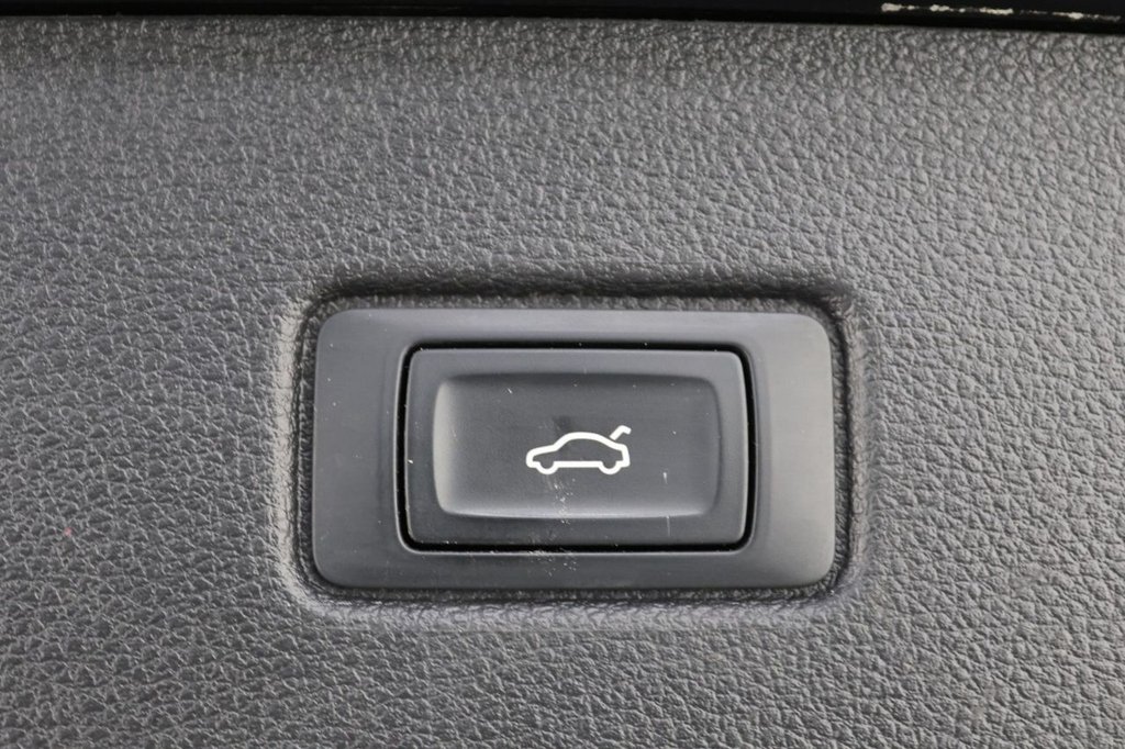 Used Audi Q7 2017 for sale - 78181243: Photo 28