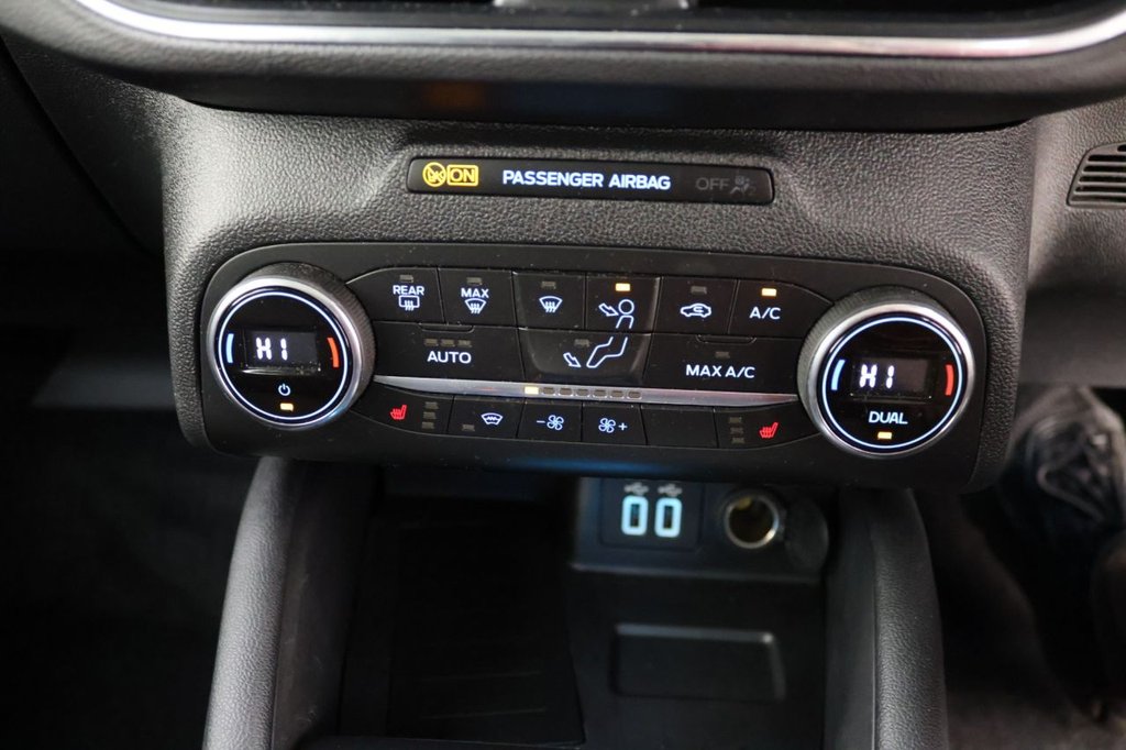 Used Ford Focus 2021 for sale - 76345368: Photo 14