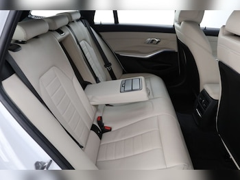 Used BMW 3 Series 2021 for sale - 79400492: Photo