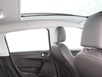 Used Peugeot 2008 2019 for sale - 78314914: Photo