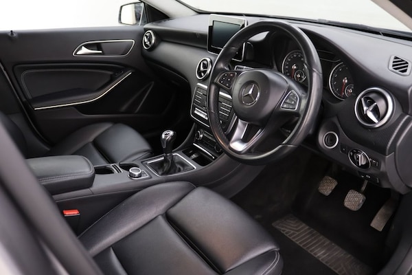 Used Mercedes-Benz A-Class 2017 for sale - 75671762: Photo 10