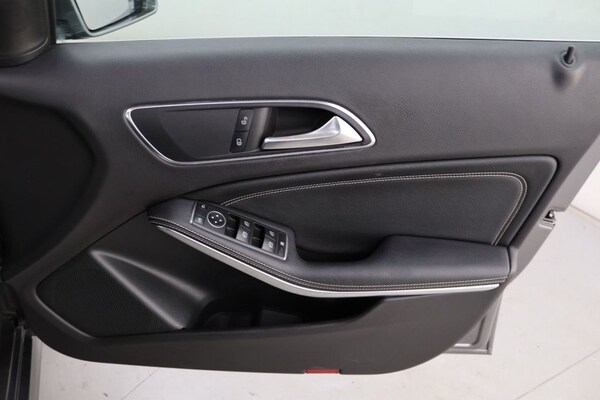 Used Mercedes-Benz A-Class 2017 for sale - 75671762: Photo 27