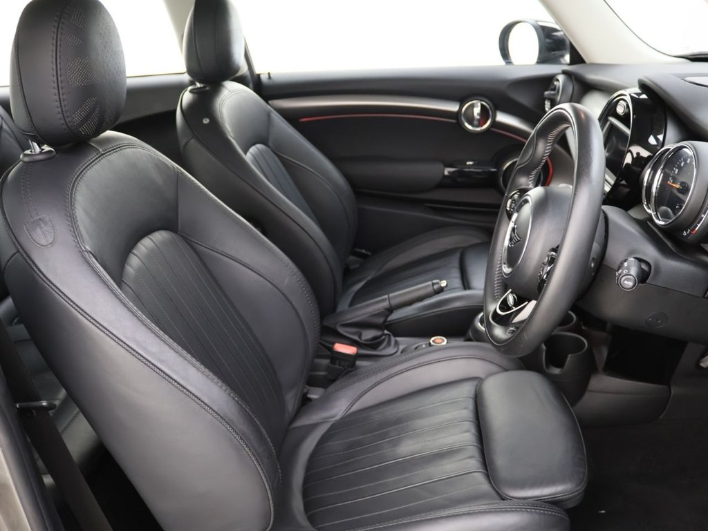 Used MINI Hatch 2020 for sale - 76057029: Photo 12