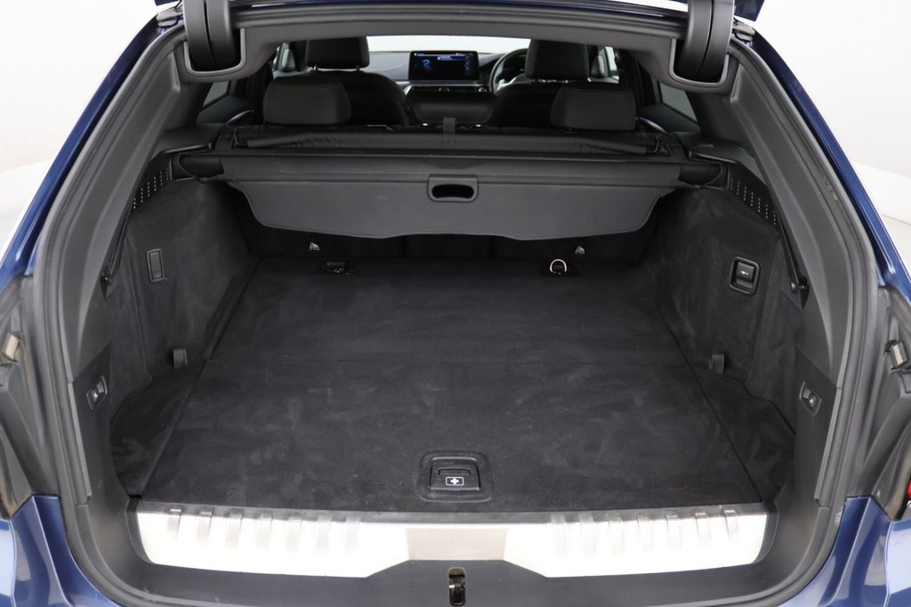 Used BMW 5 Series 2021 for sale - 76092532: Photo 25