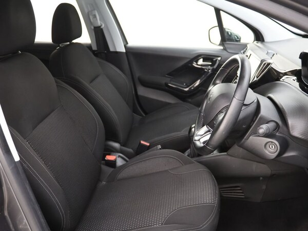 Used Peugeot 208 2019 for sale - 76010012: Photo 12