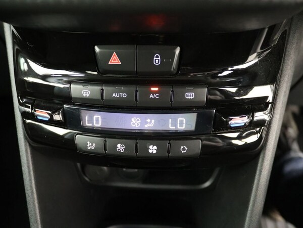 Used Peugeot 208 2019 for sale - 76010012: Photo 16